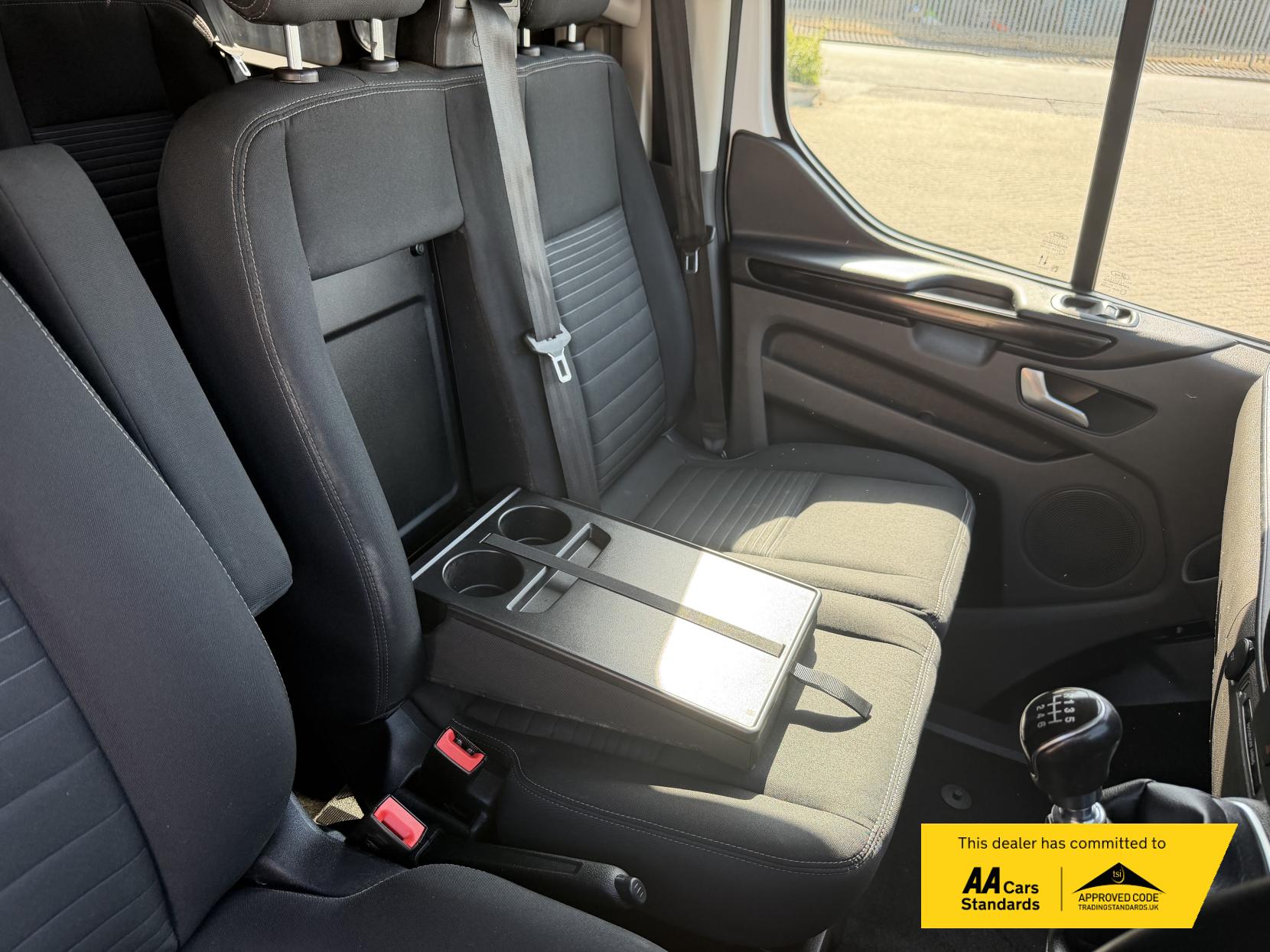 2023 Ford Transit Custom 2.0 300 EcoBlue Limited Crew Van Double Cab 5dr Diesel Manual L1 H1 Euro 6 (s/s) (130 ps) - Thumbnail 18