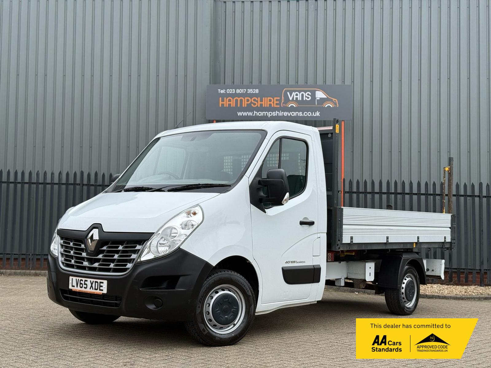 Renault Master 2.3 dCi 35 Business Tipper 2dr Diesel Manual FWD MWB Euro 5 (125 ps)