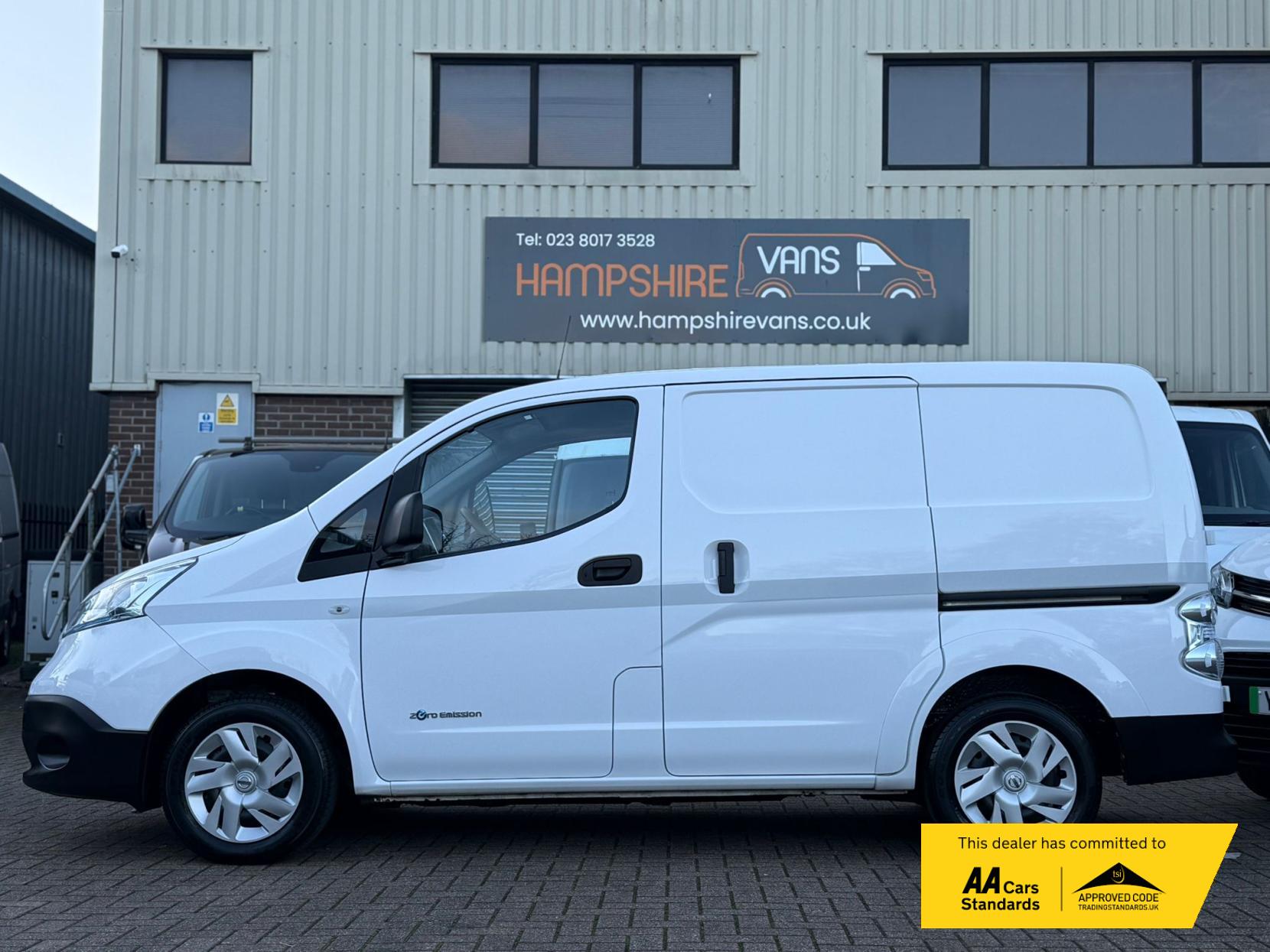 Nissan e-NV200 40kWh Acenta Panel Van 5dr Electric Auto SWB (Quick Charge) (109 ps)