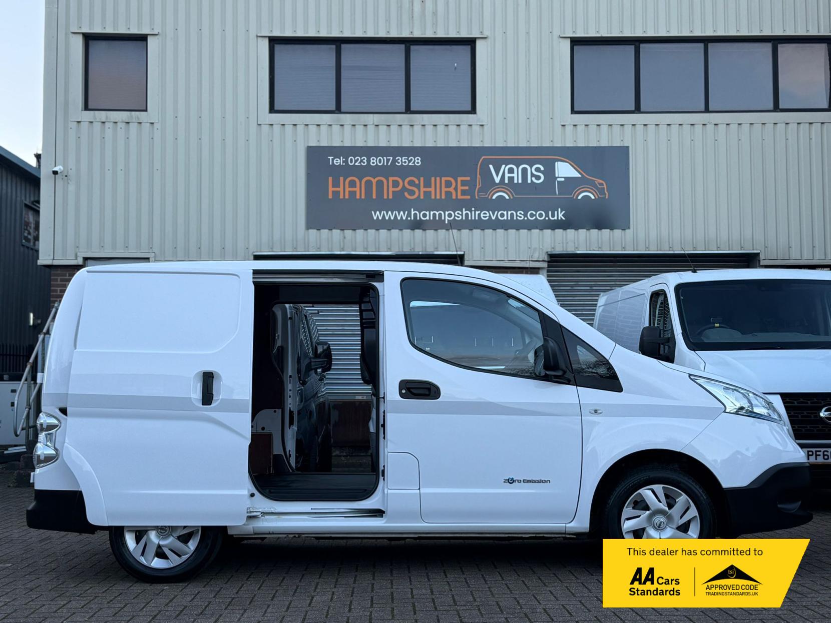 Nissan e-NV200 40kWh Acenta Panel Van 5dr Electric Auto SWB (Quick Charge) (109 ps)