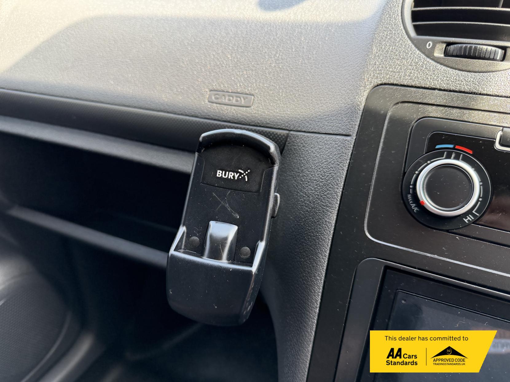 2015 Volkswagen Caddy 1.6 TDI C20 Startline Panel Van 4dr Diesel Manual L1 H1 (149 g/km, 101 bhp) - Thumbnail 26