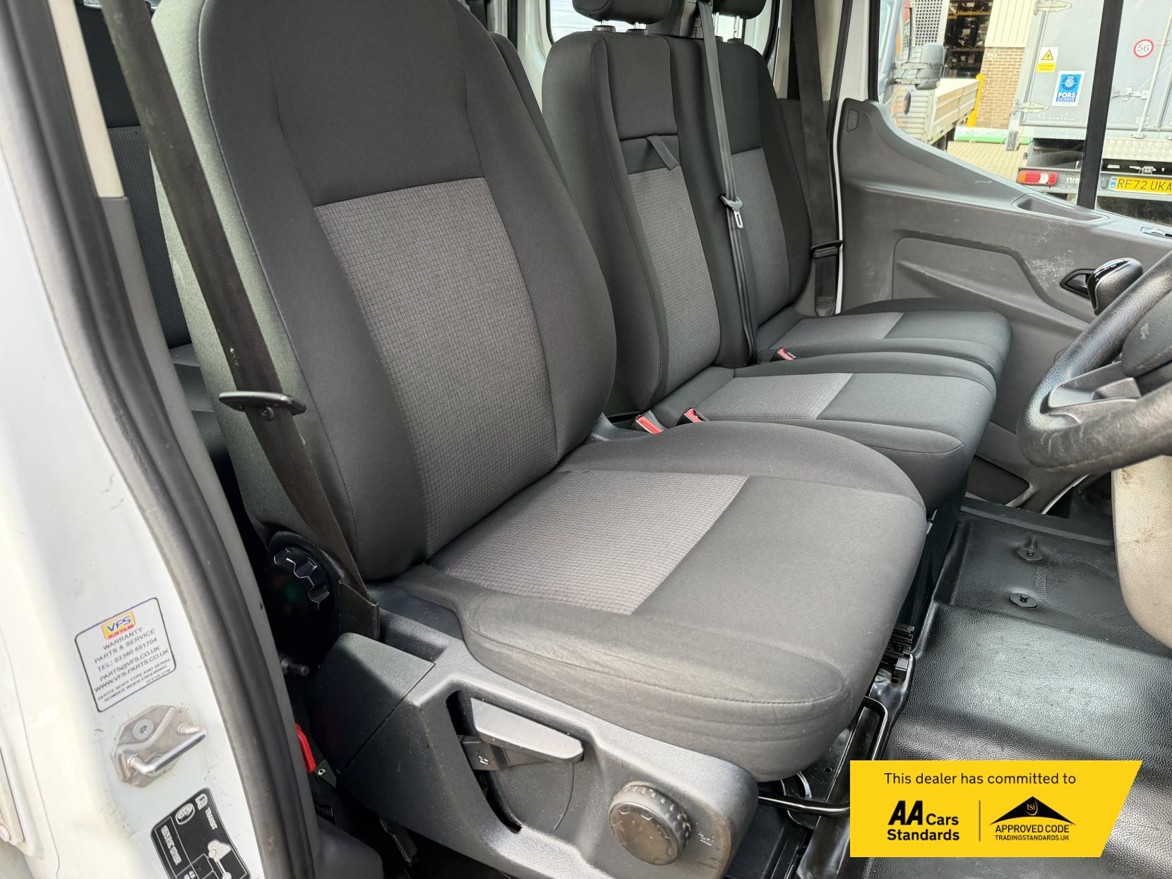 Ford Transit 2.0 350 EcoBlue Leader Tipper Double Cab 4dr Diesel Manual RWD L3 Euro 6 (s/s) (1-Way, 1-Stop) (130 ps)