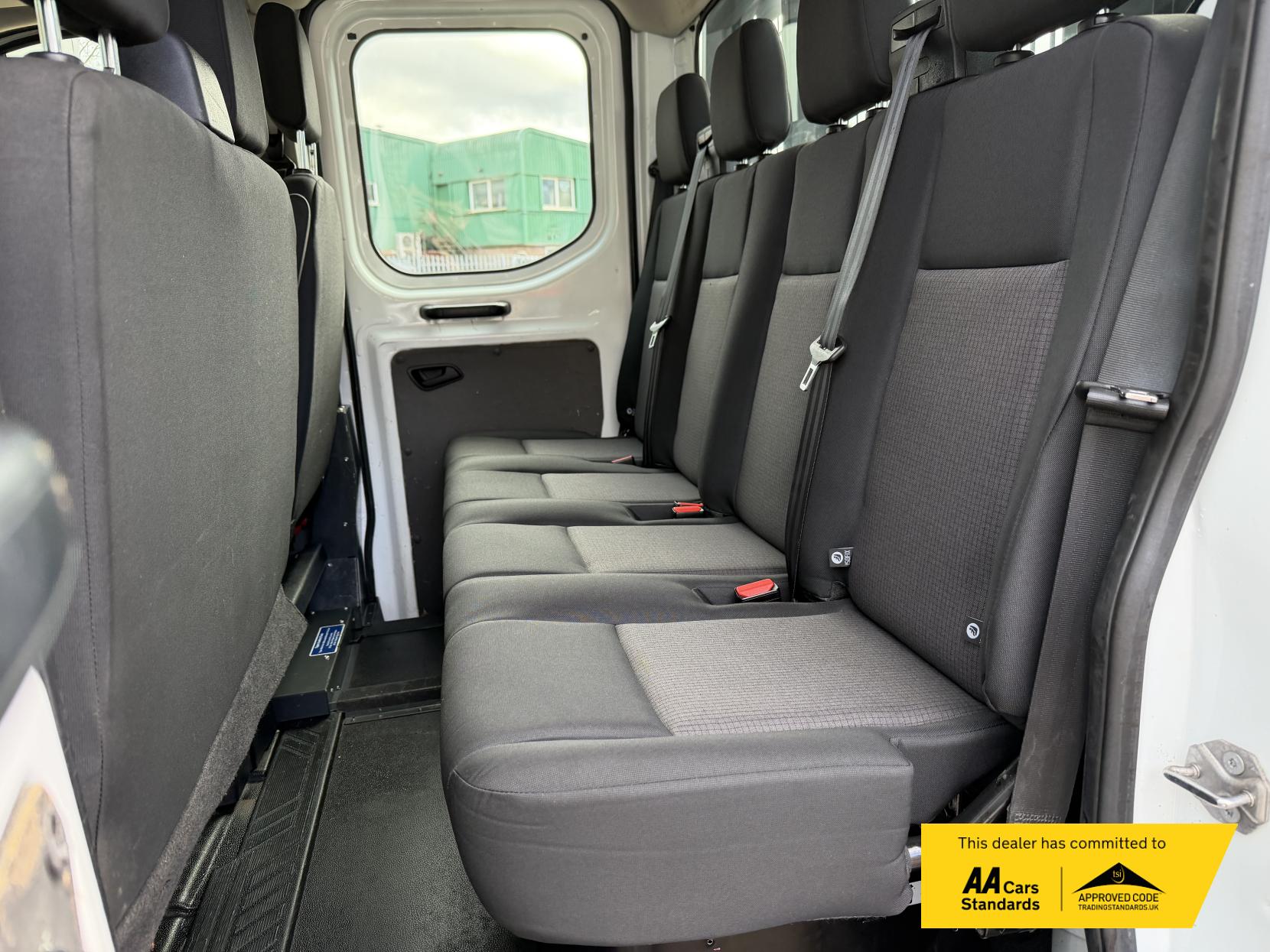 Ford Transit 2.0 350 EcoBlue Leader Tipper Double Cab 4dr Diesel Manual RWD L3 Euro 6 (s/s) (1-Way, 1-Stop) (130 ps)