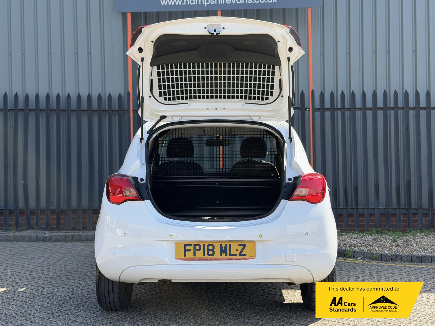 2018 Vauxhall Corsa Van 1.3 CDTi ecoFLEX Car Derived Van 3dr Diesel Manual FWD L1 H1 (s/s) Start/Stop (94 g/km, 94 bhp) - Thumbnail 12