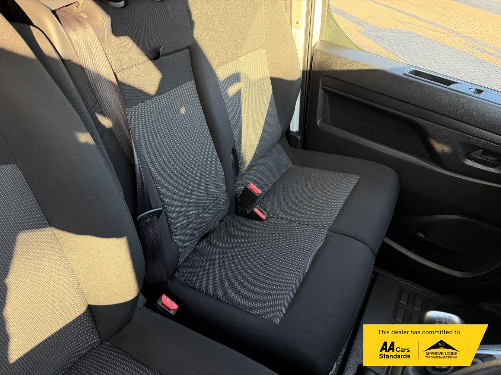 Toyota ProAce 1.5D Icon Medium Panel Van 6dr Diesel Manual MWB Euro 6 (s/s) (120 bhp)