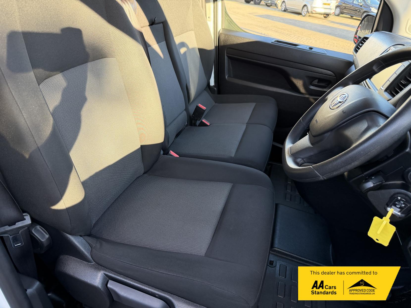 Toyota ProAce 1.5D Icon Medium Panel Van 6dr Diesel Manual MWB Euro 6 (s/s) (120 bhp)