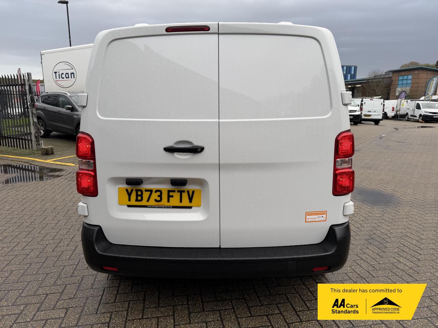 Toyota ProAce 1.5D Icon Medium Panel Van 6dr Diesel Manual MWB Euro 6 (s/s) (120 bhp)