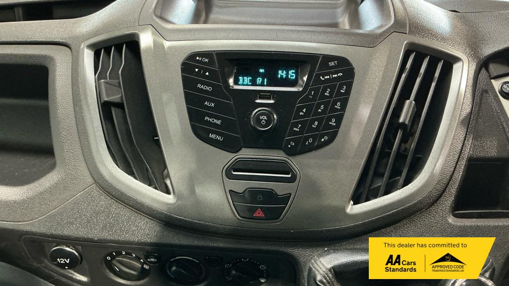 Ford Transit 2.2 TDCi 350 1-Way Tipper 2dr Diesel Manual RWD L2 Euro 5 (1-Stop) (125 ps)