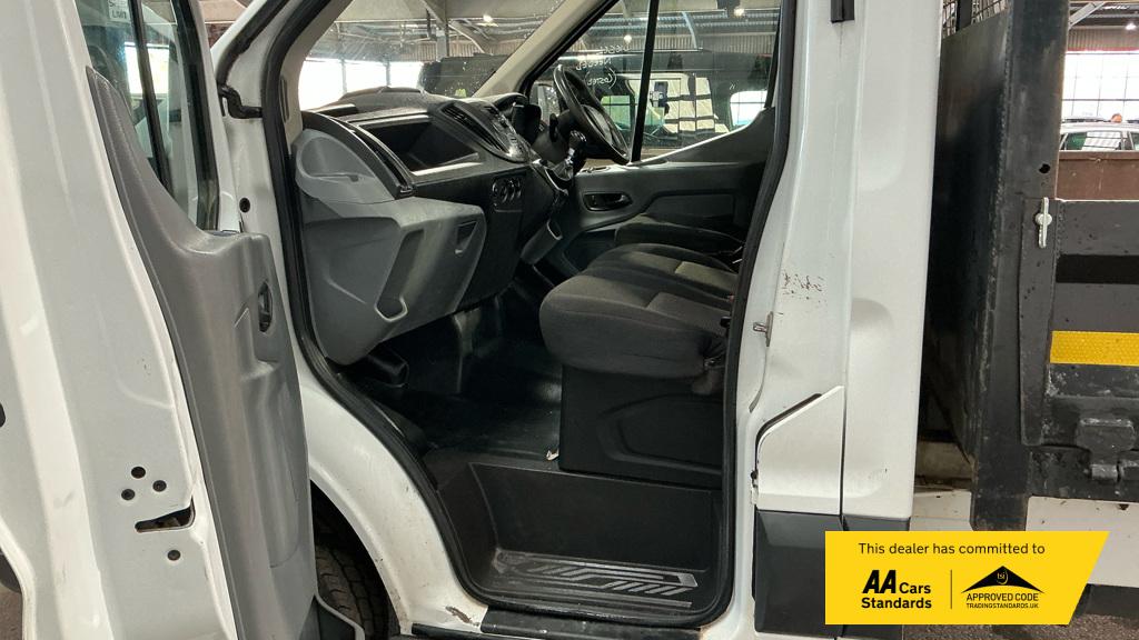 Ford Transit 2.2 TDCi 350 1-Way Tipper 2dr Diesel Manual RWD L2 Euro 5 (1-Stop) (125 ps)