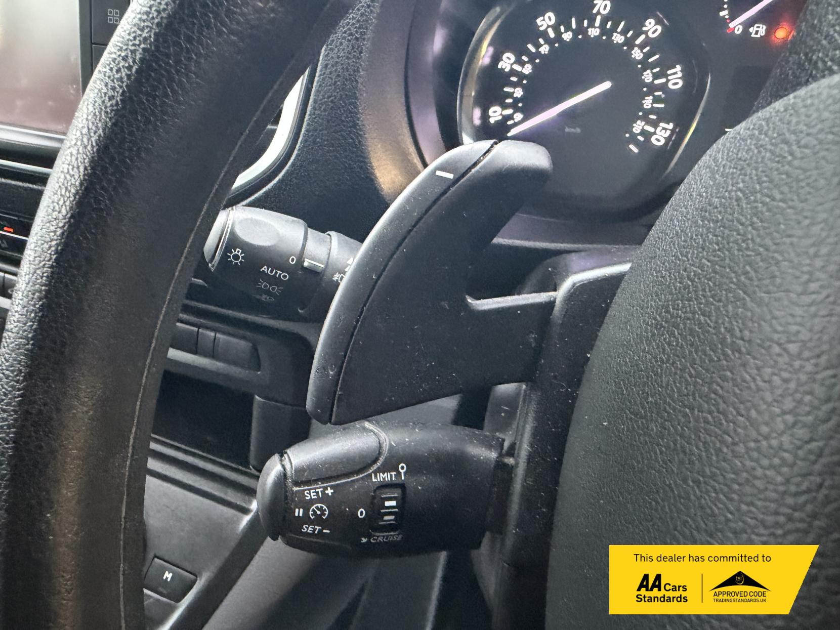 Vauxhall Vivaro 2.0 Turbo D 3100 Sportive Panel Van 5dr Diesel Auto L2 H1 Euro 6 (s/s) (120 ps)