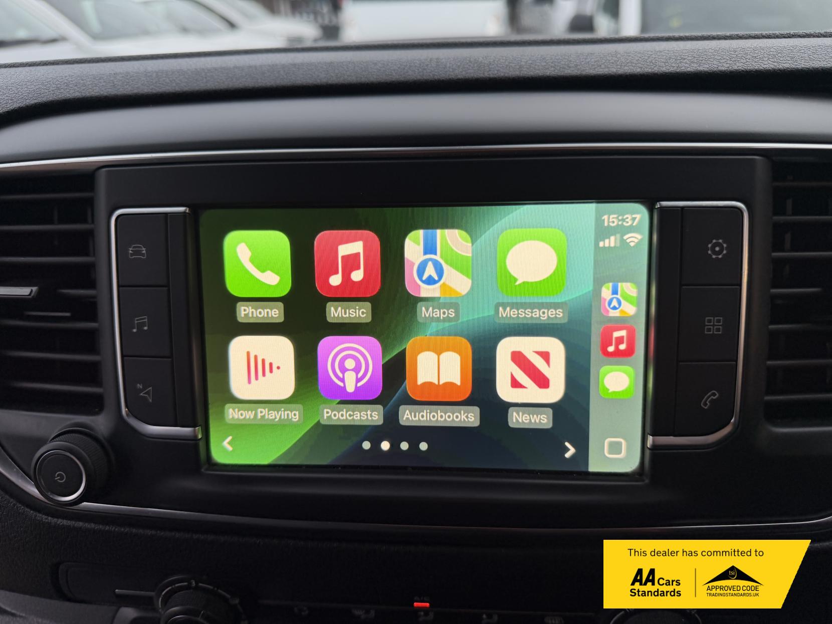 Vauxhall Vivaro 2.0 Turbo D 3100 Sportive Panel Van 5dr Diesel Auto L2 H1 Euro 6 (s/s) (120 ps)