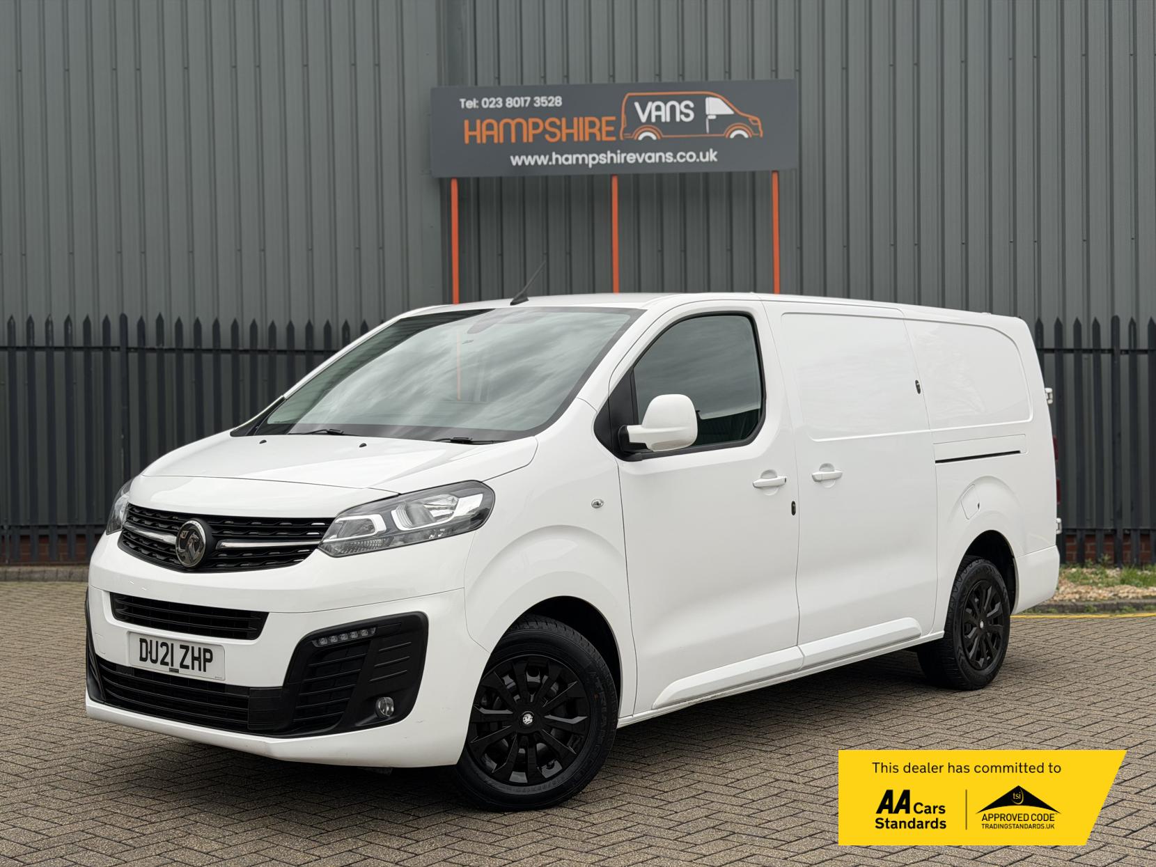 Vauxhall Vivaro 2.0 Turbo D 3100 Sportive Panel Van 5dr Diesel Auto L2 H1 Euro 6 (s/s) (120 ps)