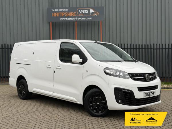 Vauxhall Vivaro 2.0 Turbo D 3100 Sportive Panel Van 5dr Diesel Auto L2 H1 Euro 6 (s/s) (120 ps)