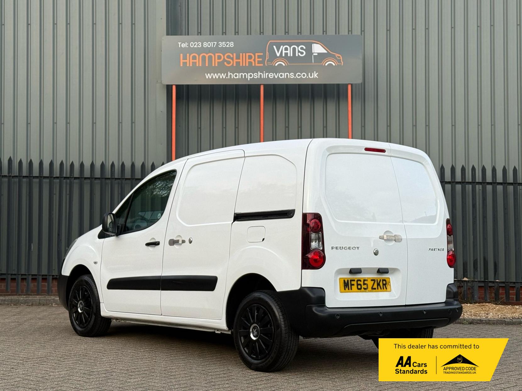 Peugeot Partner 1.6 HDi 850 Professional Panel Van 4dr Diesel Manual L1 (132 g/km, 90 bhp)