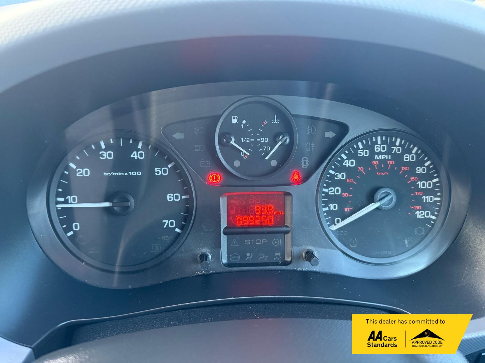 Peugeot Partner 1.6 HDi 850 Professional Panel Van 4dr Diesel Manual L1 (132 g/km, 90 bhp)