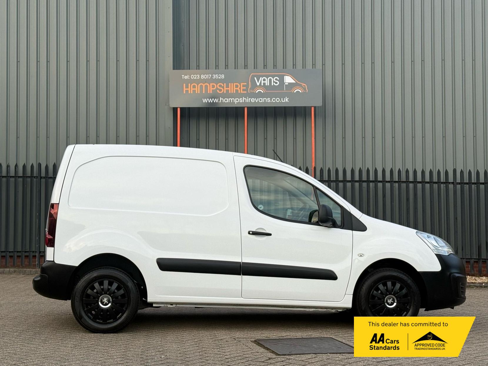 Peugeot Partner 1.6 HDi 850 Professional Panel Van 4dr Diesel Manual L1 (132 g/km, 90 bhp)