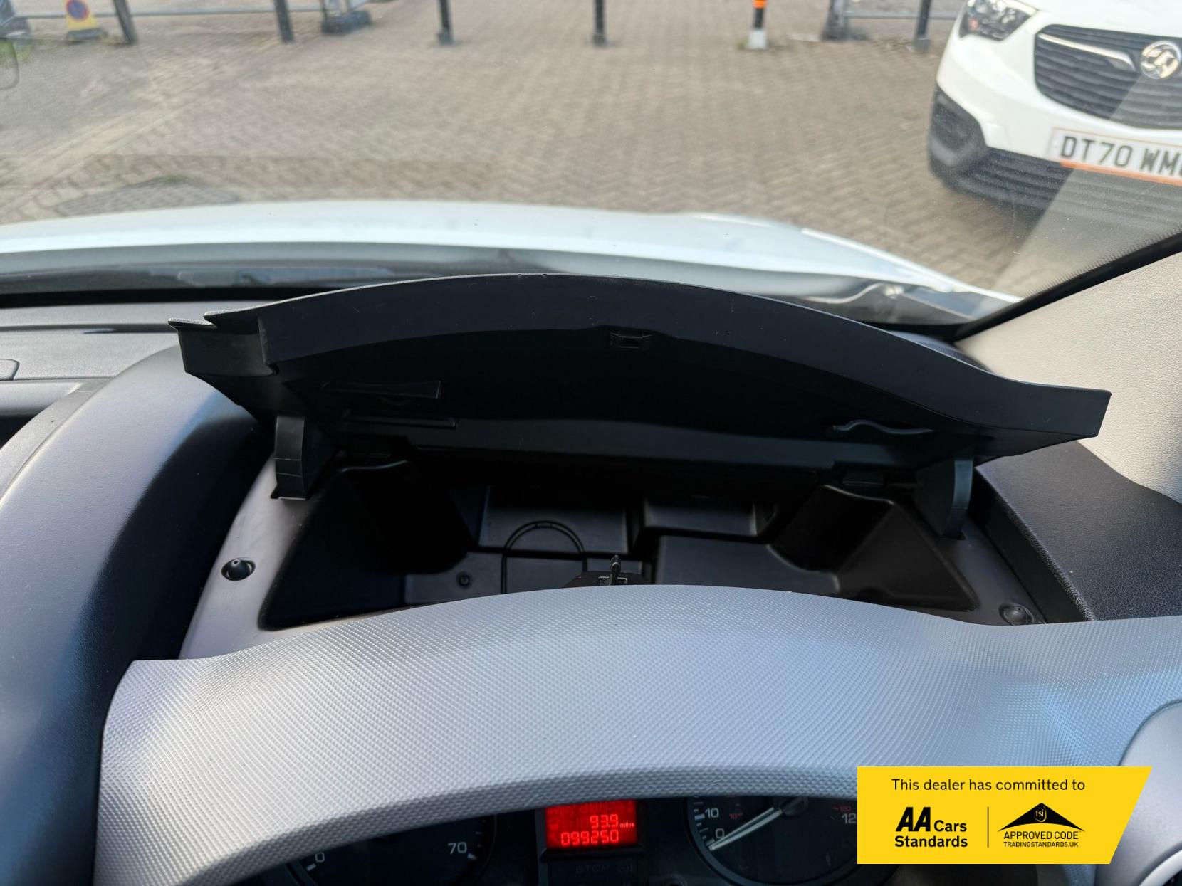 Peugeot Partner 1.6 HDi 850 Professional Panel Van 4dr Diesel Manual L1 (132 g/km, 90 bhp)