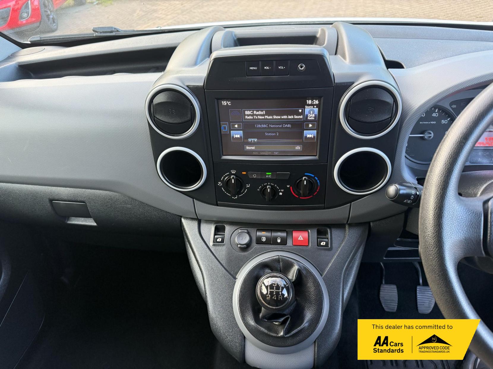 Peugeot Partner 1.6 HDi 850 Professional Panel Van 4dr Diesel Manual L1 (132 g/km, 90 bhp)