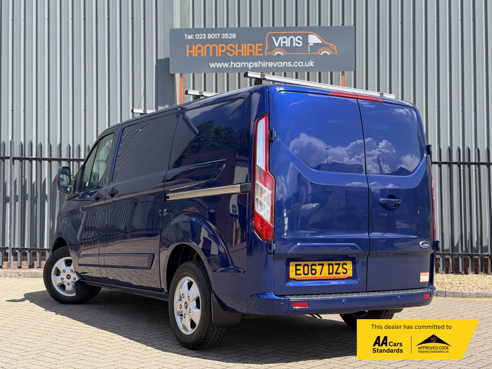 2017 Ford Transit Custom 2.0 TDCi 270 Limited Panel Van 5dr Diesel Manual L1 H1 (157 g/km, 128 bhp) - Thumbnail 4