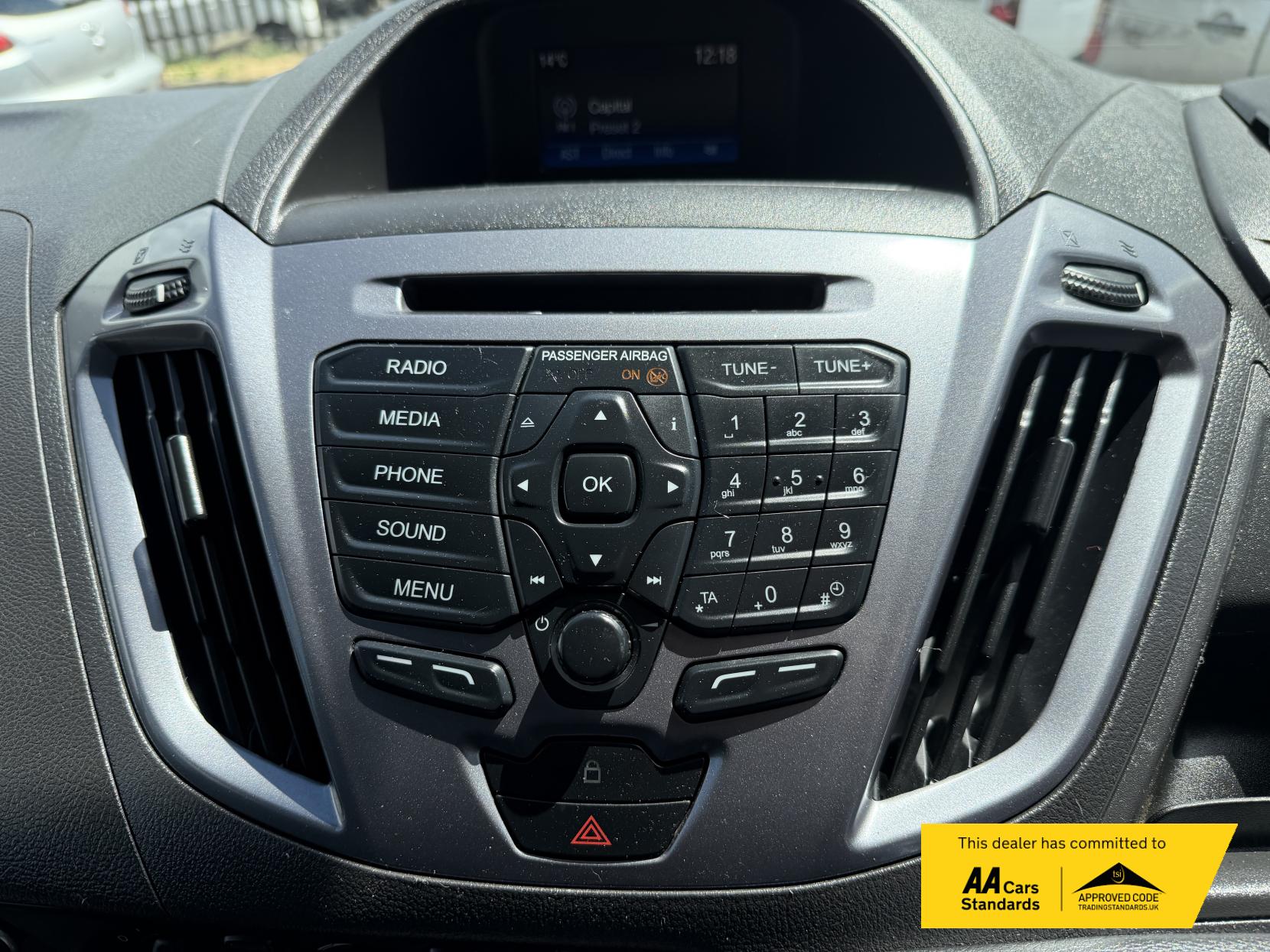 2017 Ford Transit Custom 2.0 TDCi 270 Limited Panel Van 5dr Diesel Manual L1 H1 (157 g/km, 128 bhp) - Thumbnail 29