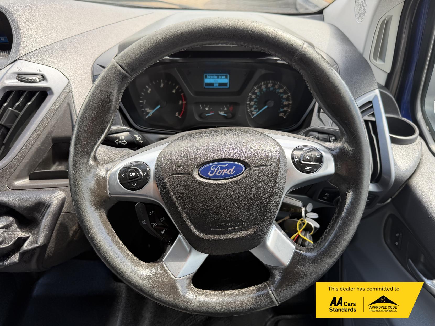 2017 Ford Transit Custom 2.0 TDCi 270 Limited Panel Van 5dr Diesel Manual L1 H1 (157 g/km, 128 bhp) - Thumbnail 37
