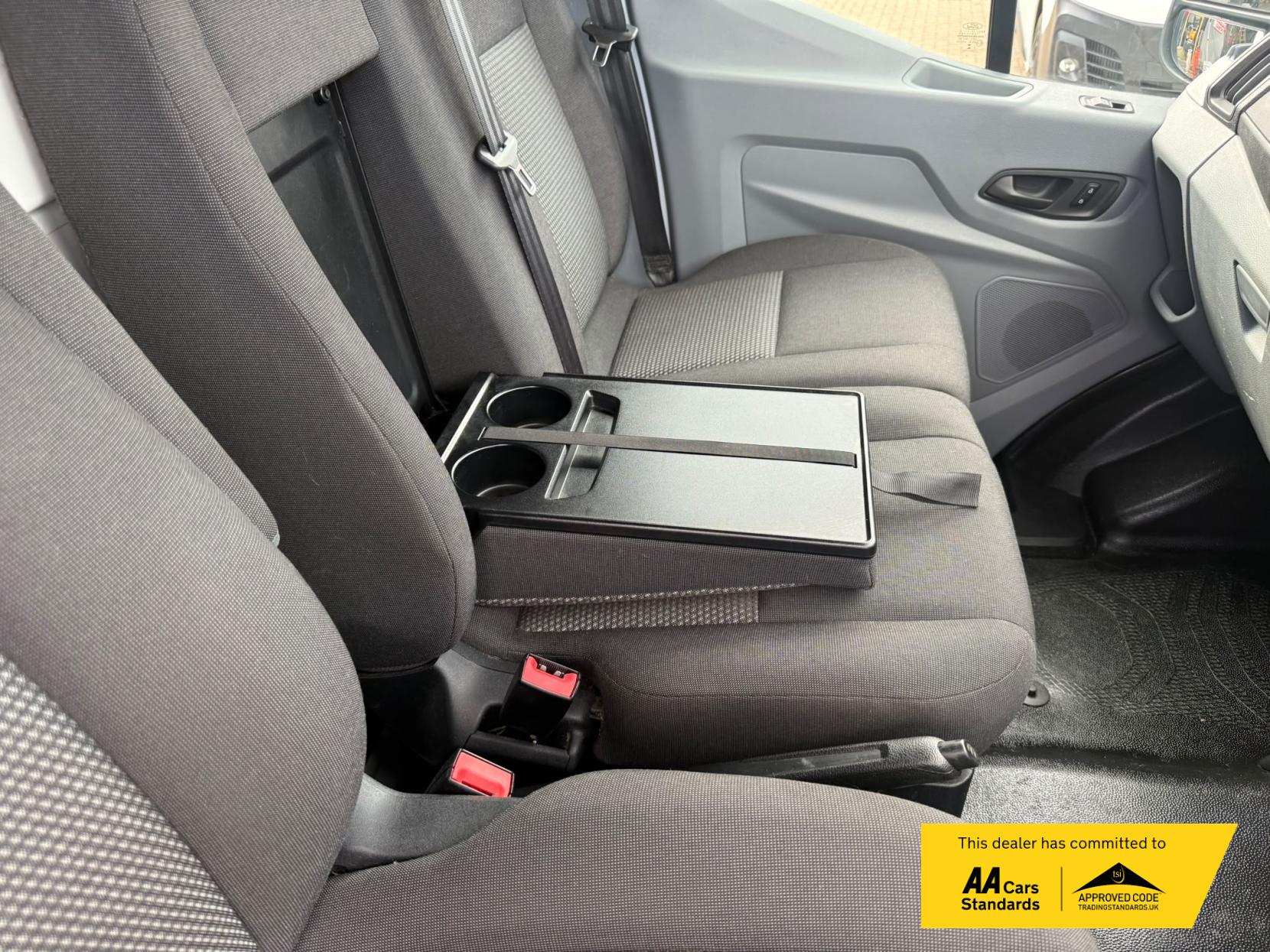 2019 Ford Transit 2.0 350 EcoBlue HD Leader Luton 3dr Diesel Manual RWD L3 Euro 6 (s/s) (165 ps) - Thumbnail 44