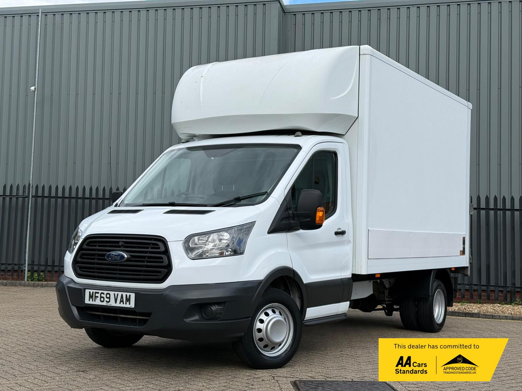 2019 Ford Transit 2.0 350 EcoBlue HD Leader Luton 3dr Diesel Manual RWD L3 Euro 6 (s/s) (165 ps) - Thumbnail 2