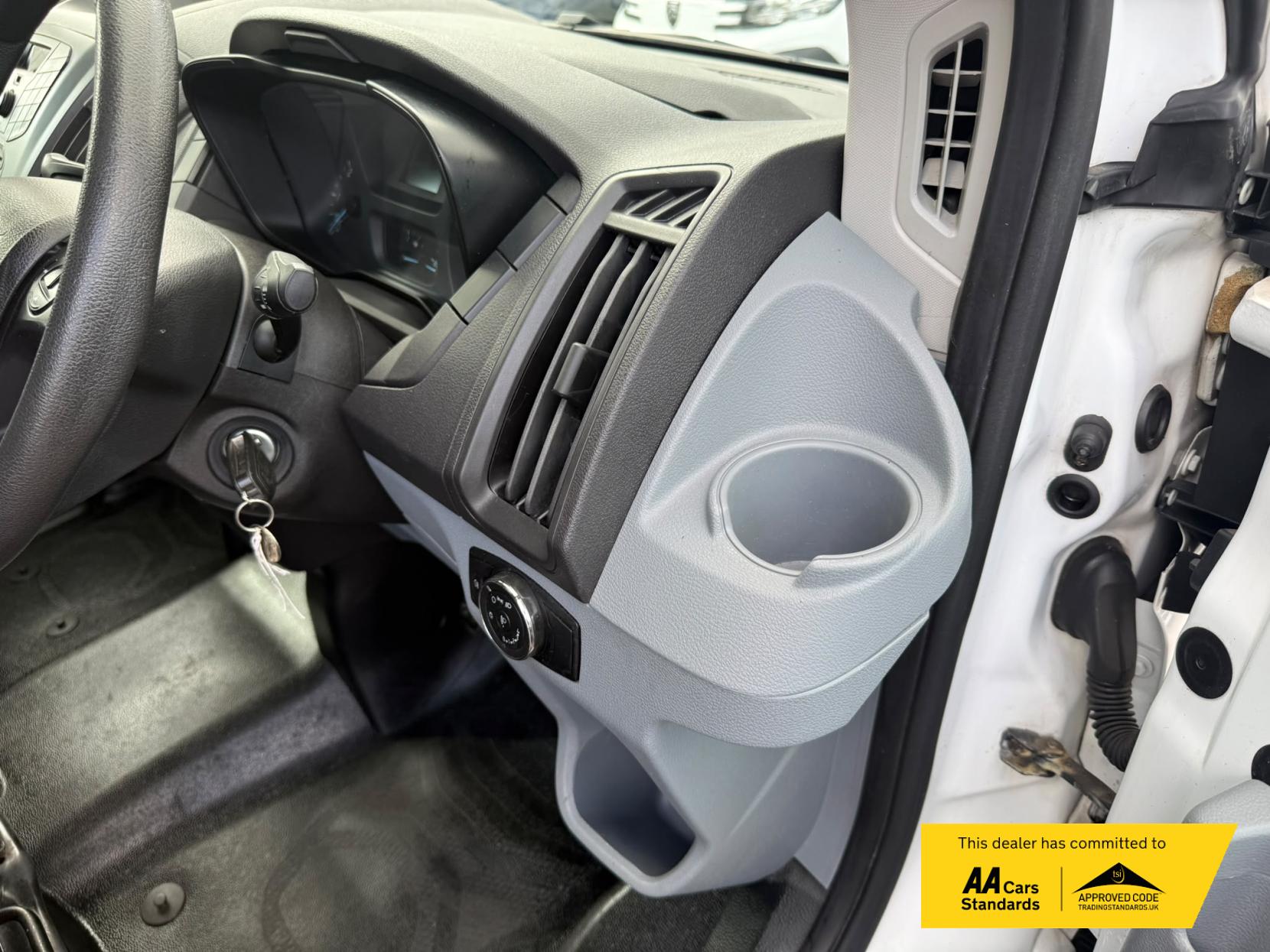 2019 Ford Transit 2.0 350 EcoBlue HD Leader Luton 3dr Diesel Manual RWD L3 Euro 6 (s/s) (165 ps) - Thumbnail 26