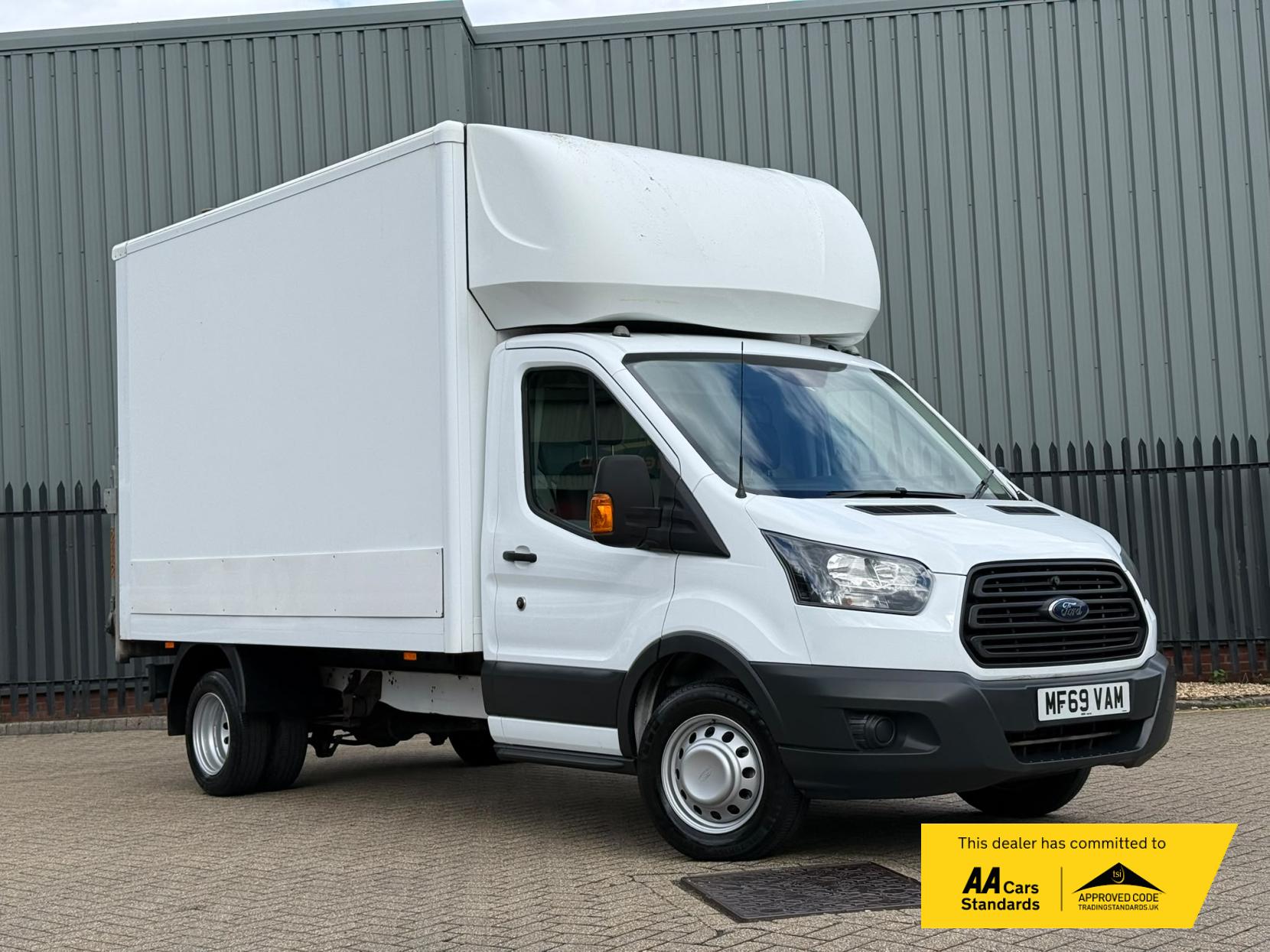 2019 Ford Transit 2.0 350 EcoBlue HD Leader Luton 3dr Diesel Manual RWD L3 Euro 6 (s/s) (165 ps)