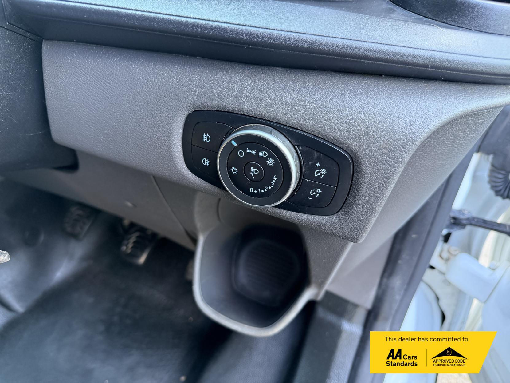 Ford Transit Custom 2.0 300 EcoBlue Limited Panel Van 5dr Diesel Manual L1 H1 Euro 6 (s/s) (130 ps)