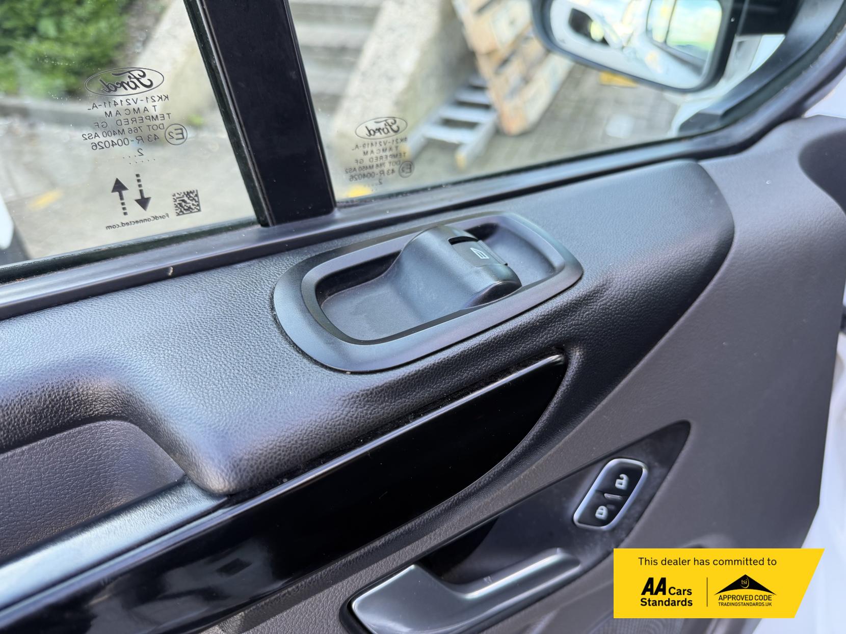 Ford Transit Custom 2.0 300 EcoBlue Limited Panel Van 5dr Diesel Manual L1 H1 Euro 6 (s/s) (130 ps)