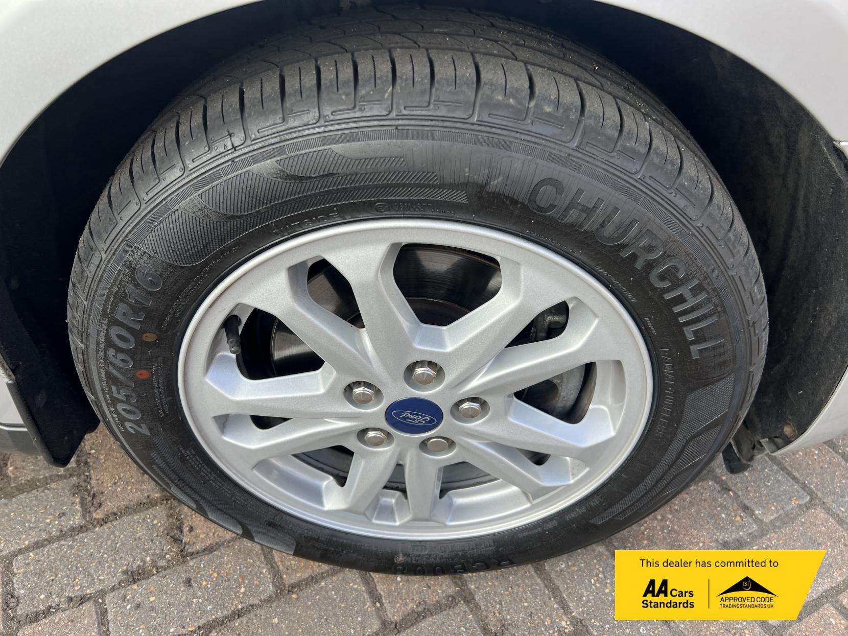 Ford Transit Connect 1.5 200 EcoBlue Limited Panel Van 5dr Diesel Manual L1 Euro 6 (s/s) (120 ps)