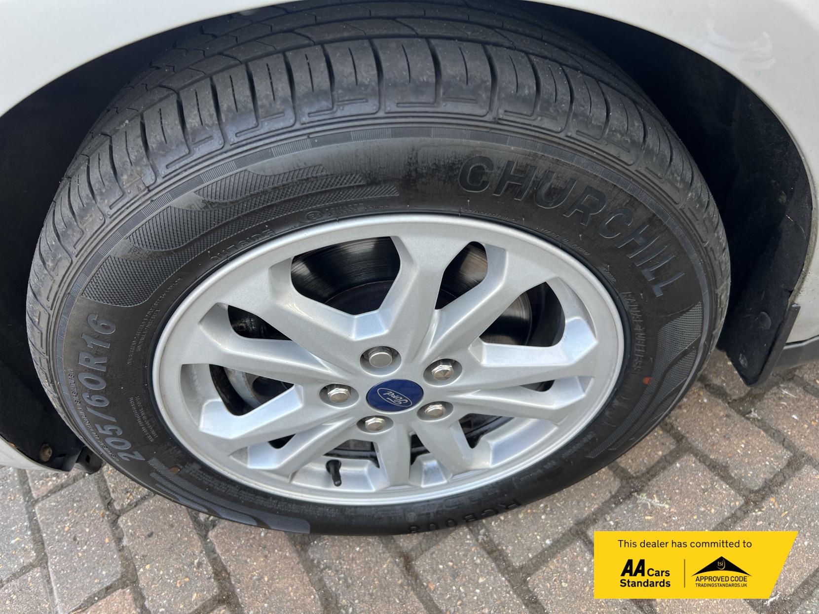 Ford Transit Connect 1.5 200 EcoBlue Limited Panel Van 5dr Diesel Manual L1 Euro 6 (s/s) (120 ps)