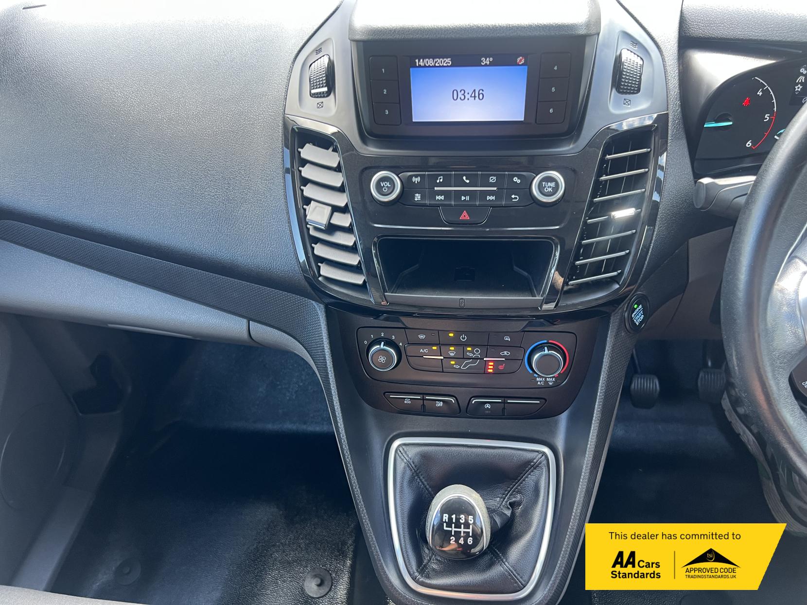 Ford Transit Connect 1.5 200 EcoBlue Limited Panel Van 5dr Diesel Manual L1 Euro 6 (s/s) (120 ps)