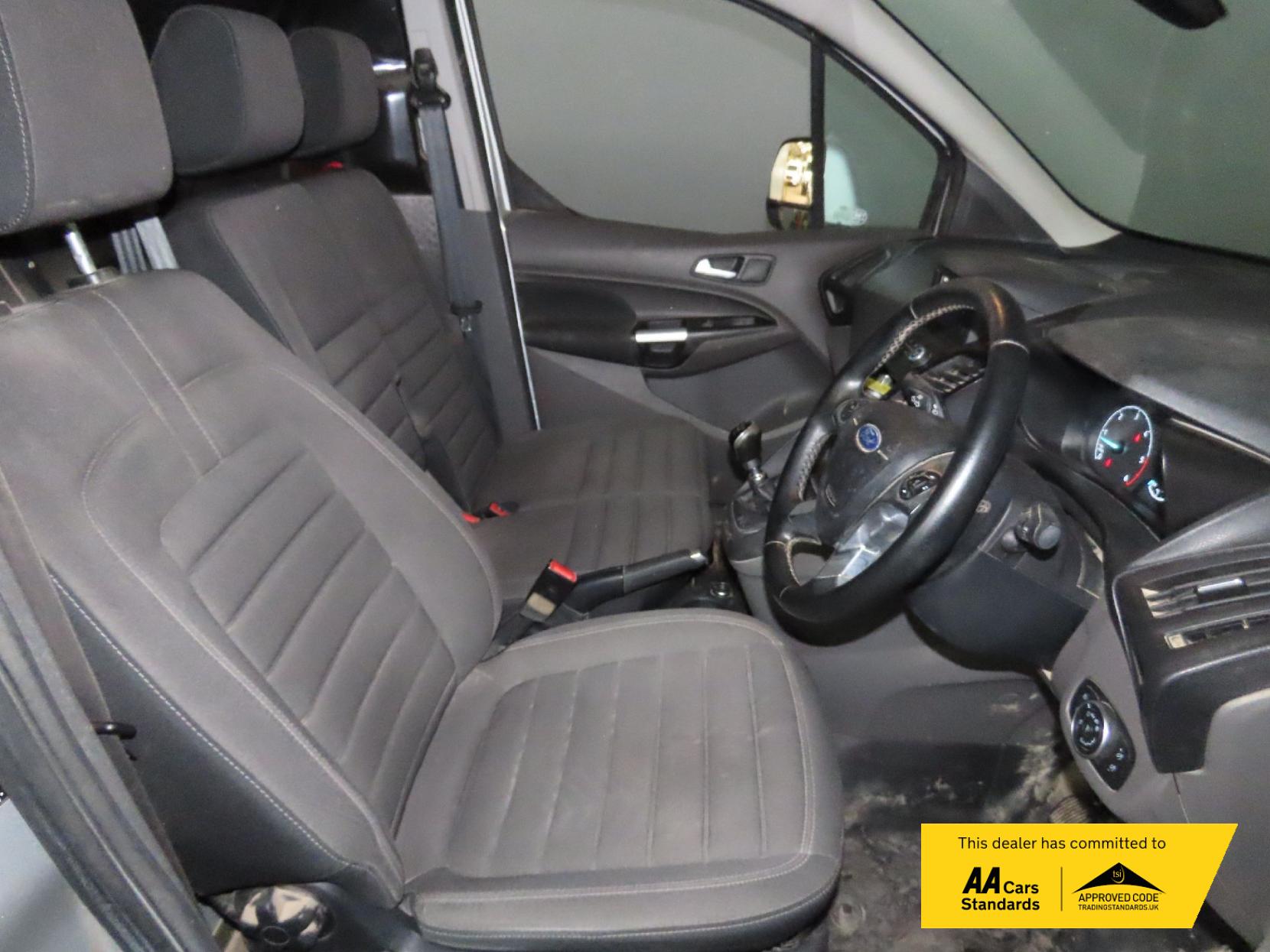 Ford Transit Connect 1.5 200 EcoBlue Limited Panel Van 5dr Diesel Manual L1 Euro 6 (s/s) (120 ps)