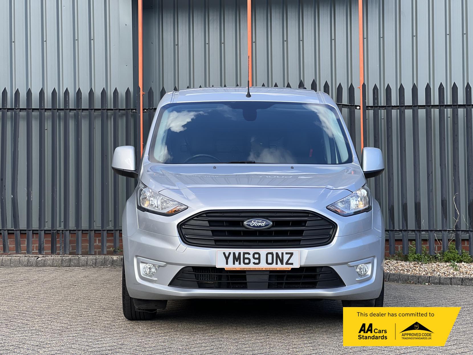 Ford Transit Connect 1.5 200 EcoBlue Limited Panel Van 5dr Diesel Manual L1 Euro 6 (s/s) (120 ps)