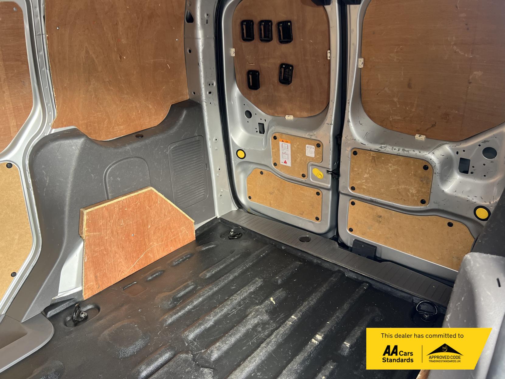 Ford Transit Connect 1.5 200 EcoBlue Limited Panel Van 5dr Diesel Manual L1 Euro 6 (s/s) (120 ps)