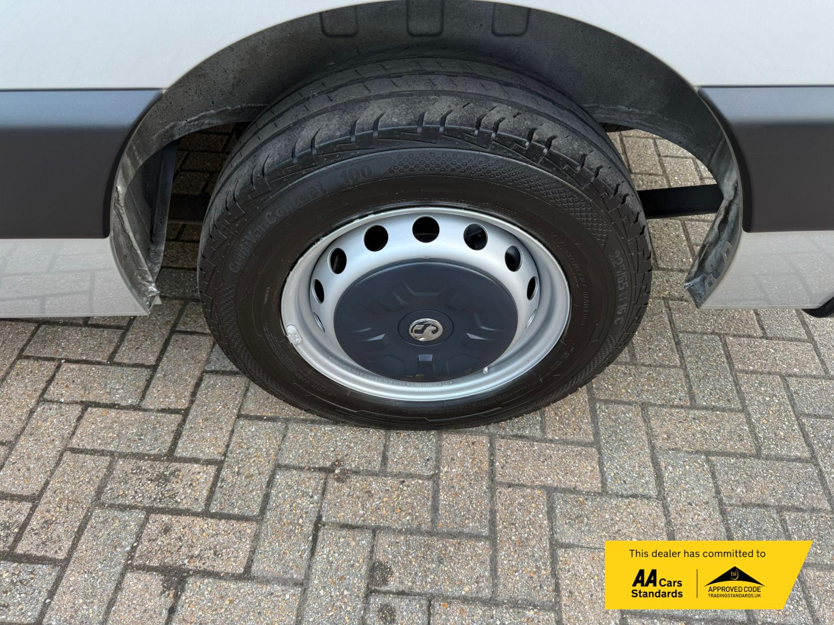 Vauxhall Movano 2.3 CDTi 3500 BiTurbo Edition Panel Van 5dr Diesel Manual FWD L2 H2 Euro 6 (135 ps)