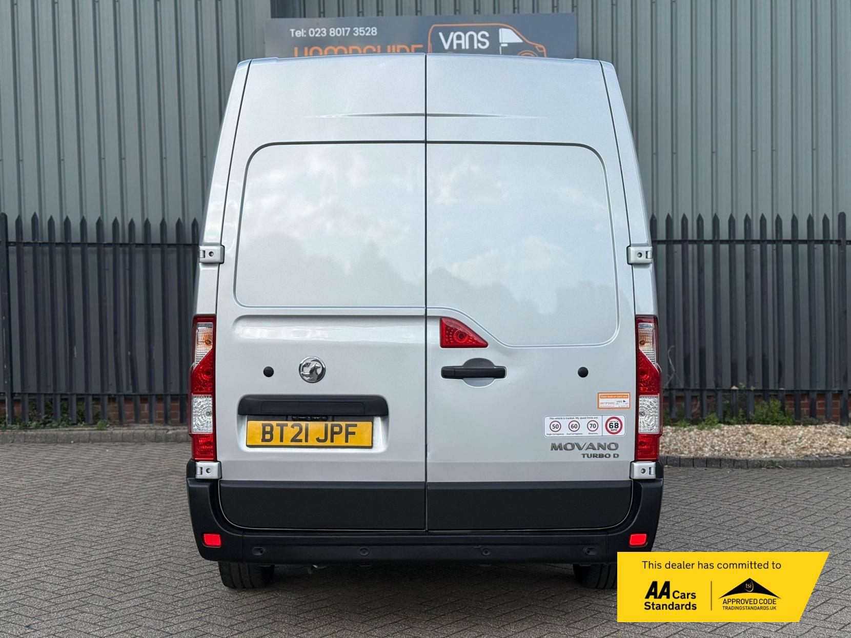 Vauxhall Movano 2.3 CDTi 3500 BiTurbo Edition Panel Van 5dr Diesel Manual FWD L2 H2 Euro 6 (135 ps)