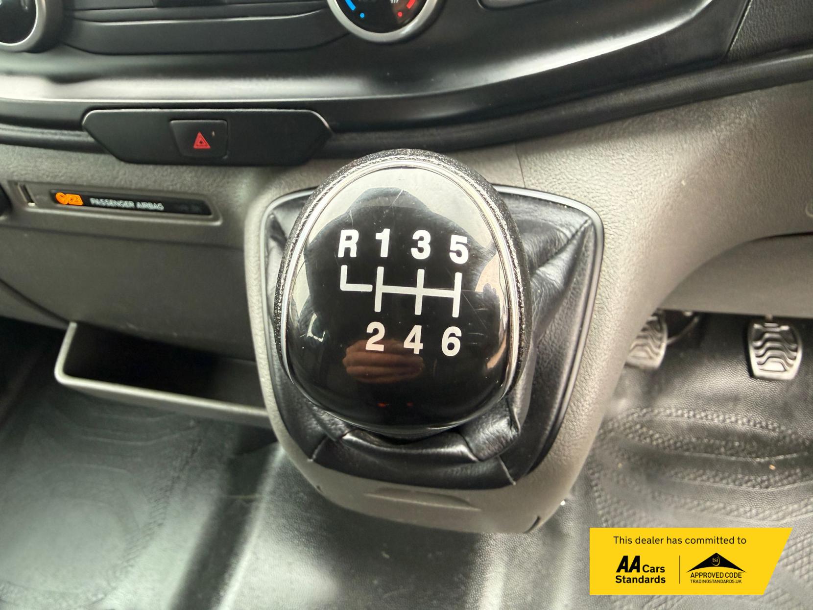 Ford Transit 2.0 350 EcoBlue Leader Tipper 2dr Diesel Manual RWD L3 Euro 6 (s/s) (1-Stop, Tool Pod) (130 ps)