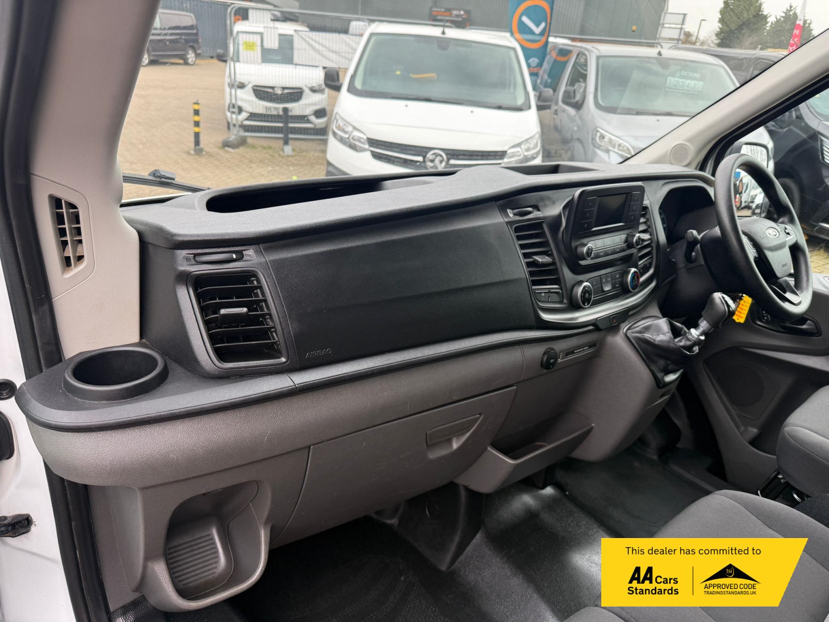 Ford Transit 2.0 350 EcoBlue Leader Tipper 2dr Diesel Manual RWD L3 Euro 6 (s/s) (1-Stop, Tool Pod) (130 ps)