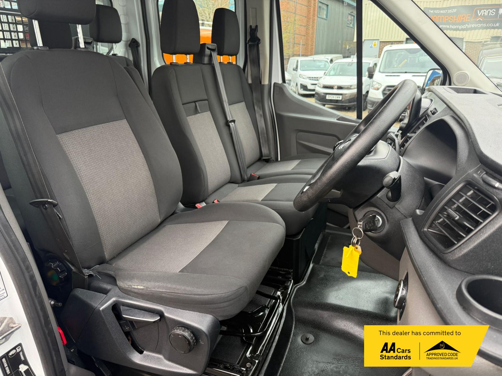 Ford Transit 2.0 350 EcoBlue Leader Tipper 2dr Diesel Manual RWD L3 Euro 6 (s/s) (1-Stop, Tool Pod) (130 ps)