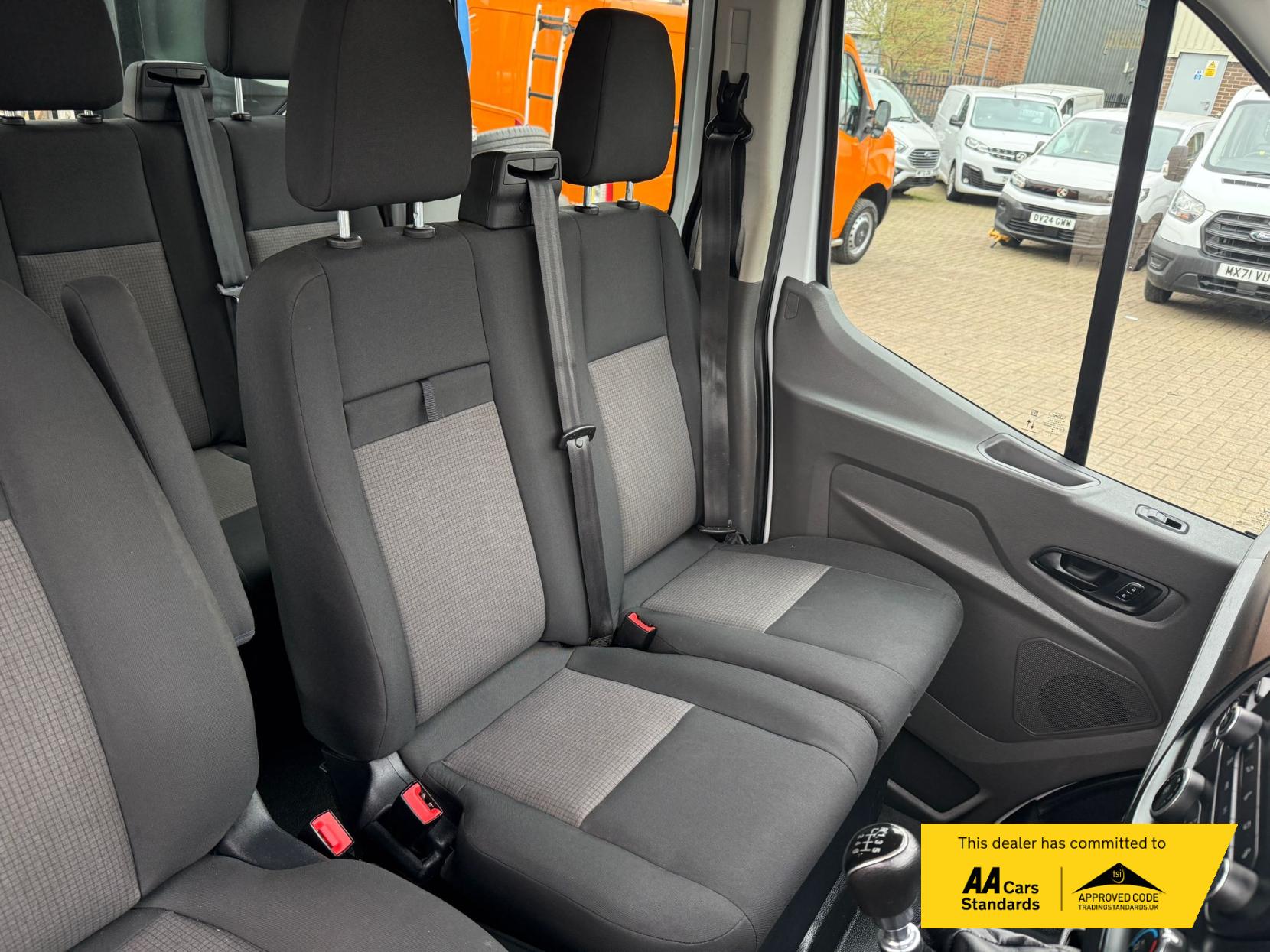 Ford Transit 2.0 350 EcoBlue Leader Tipper 2dr Diesel Manual RWD L3 Euro 6 (s/s) (1-Stop, Tool Pod) (130 ps)