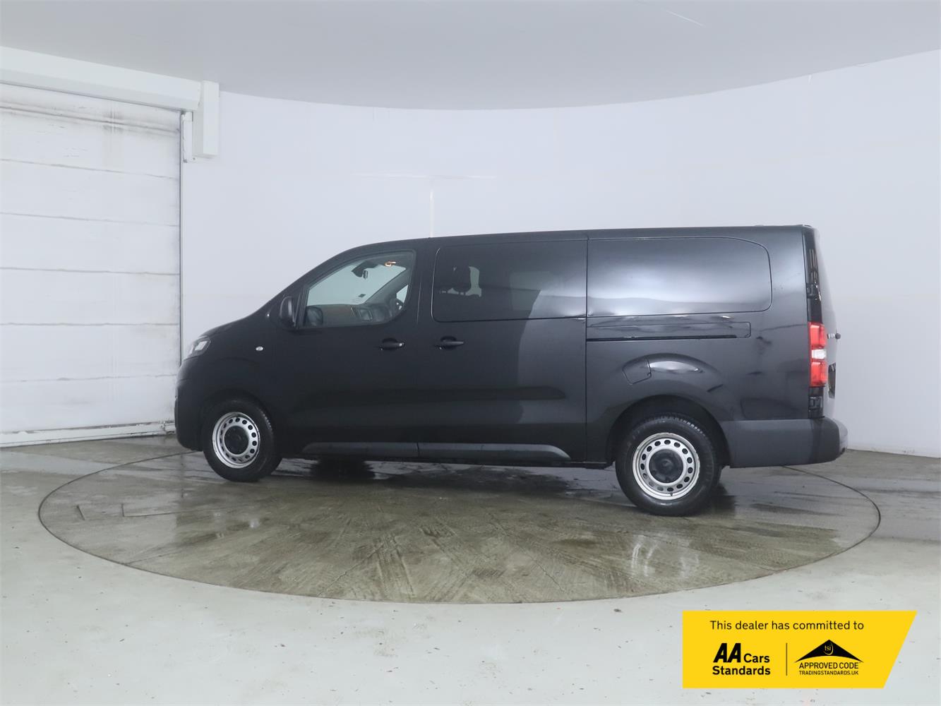 Vauxhall Vivaro 2.0 Turbo D 3100 Prime Crew Van Double Cab 6dr Diesel Manual L2 H1 Euro 6 (145 ps)