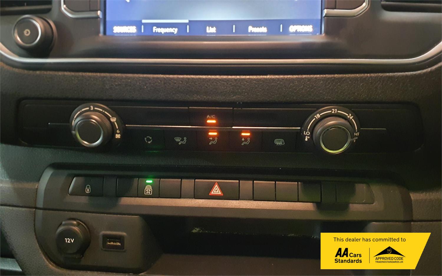 Vauxhall Vivaro 2.0 Turbo D 3100 Prime Crew Van Double Cab 6dr Diesel Manual L2 H1 Euro 6 (145 ps)