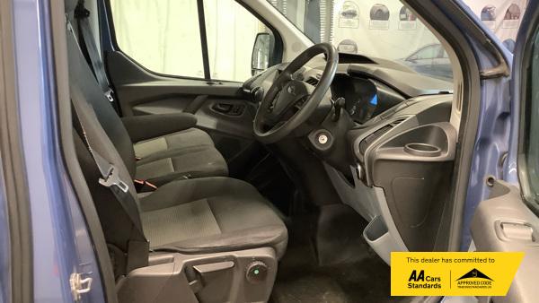 Ford Transit Custom 2.2 TDCi 290 Panel Van 5dr Diesel Manual L1 H1 (186 g/km, 98 bhp)