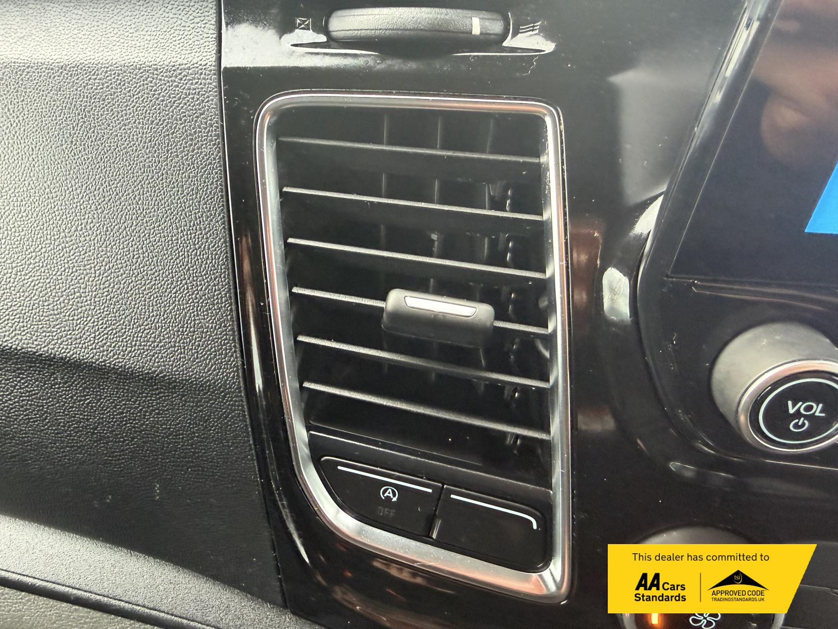 Ford Transit Custom 2.0 Limited Panel Van (2017 - 2023)