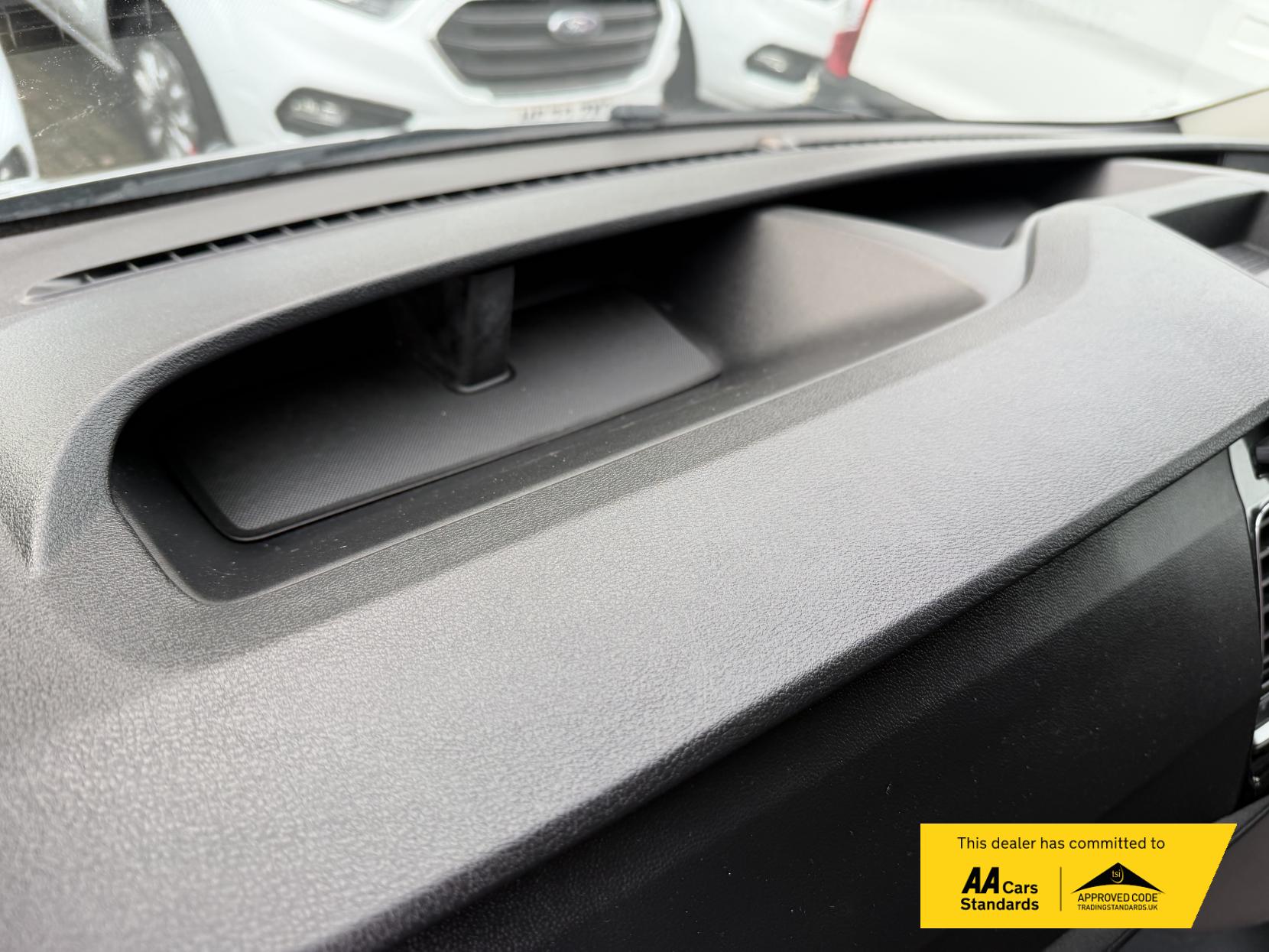 Ford Transit Custom 2.0 Limited Panel Van (2017 - 2023)