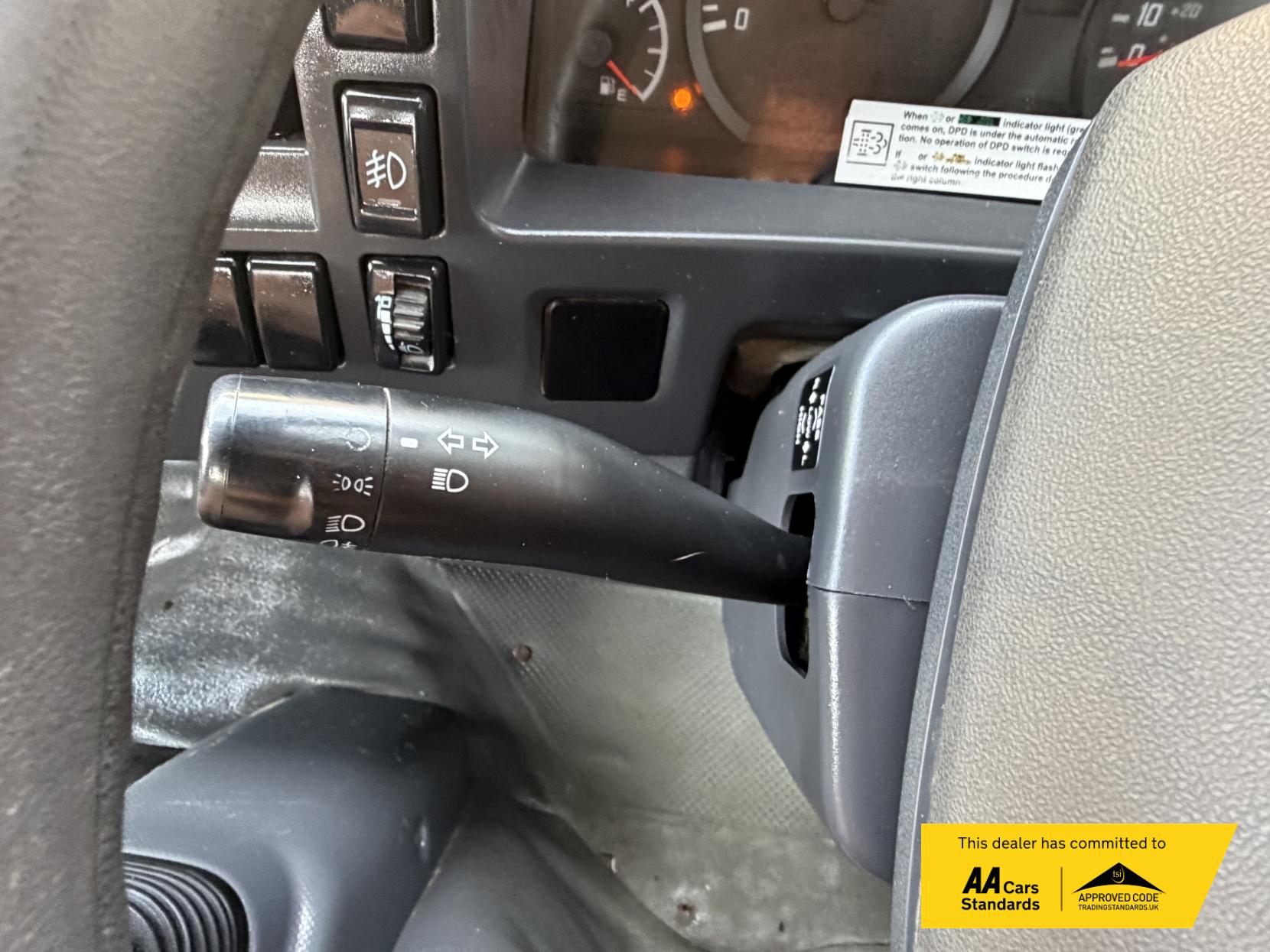 2016 Isuzu Grafter - Thumbnail 30