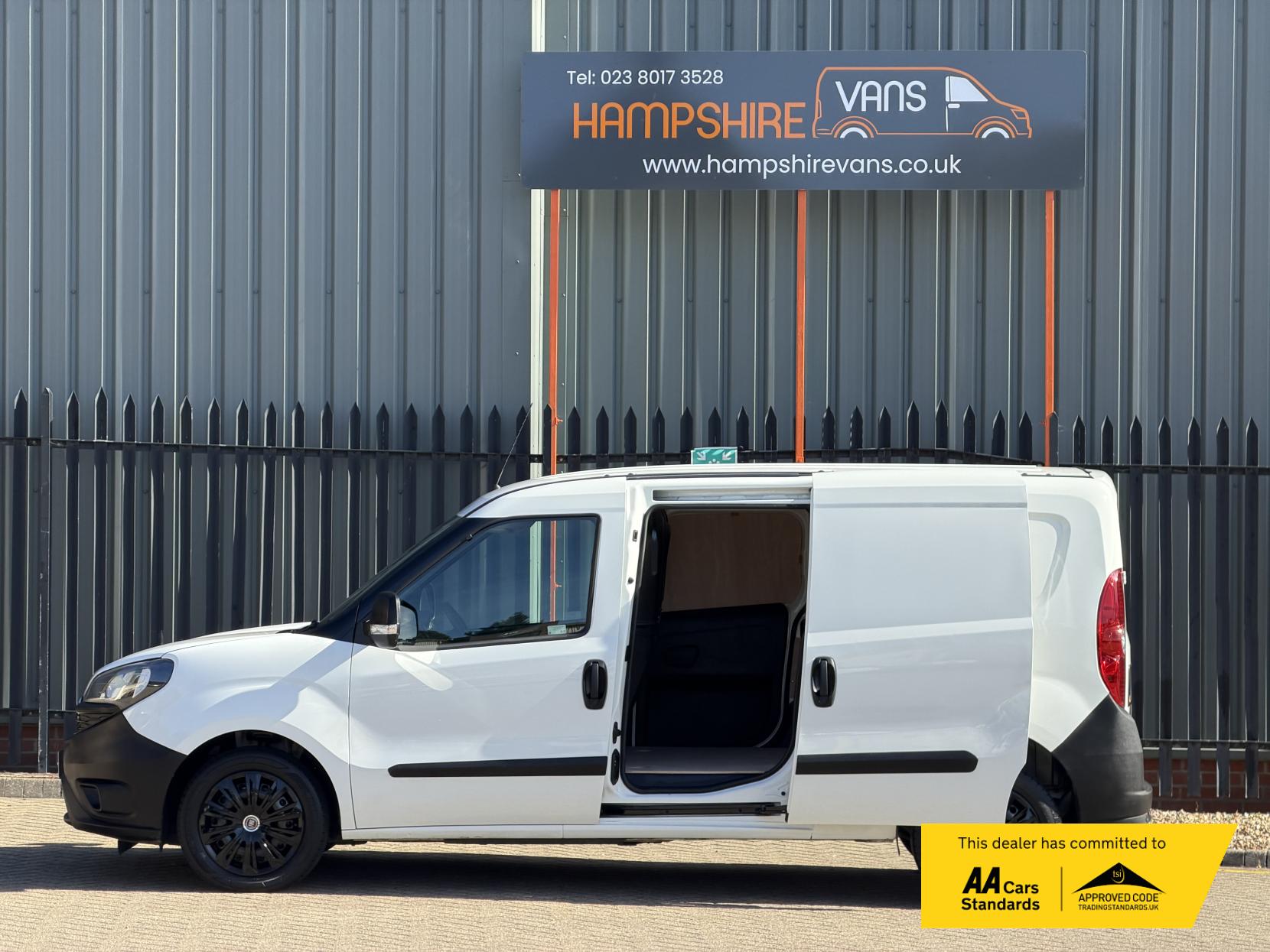 Fiat Doblo 1.6 MultiJetII Maxi Tecnico Panel Van 6dr Diesel Manual L2 H1 Euro 6 (s/s) (105 bhp)